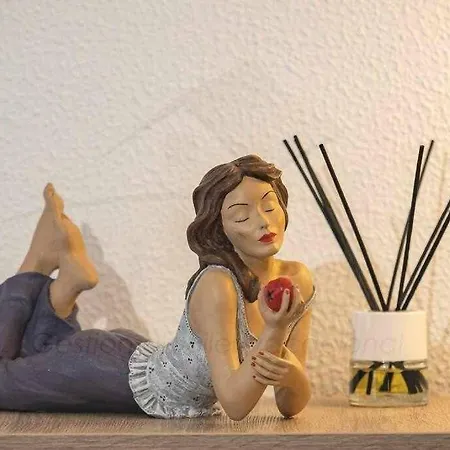 El Llar Del Gueelu Apartamento *